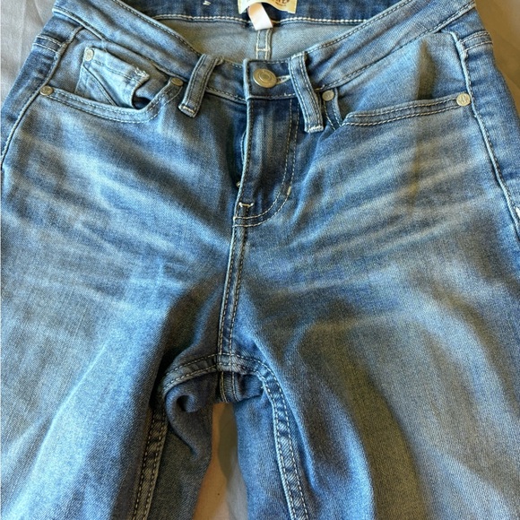 ripped bell bottom jeans - Picture 2 of 3